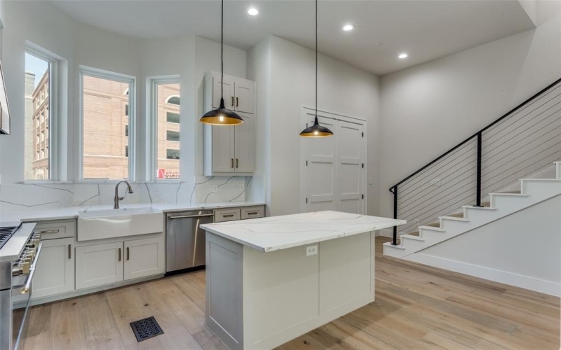 250 E Dallas Road #113, Grapevine, TX 76051, 3 Bedrooms Bedrooms, ,3 BathroomsBathrooms,Residential,For Sale,250 E Dallas Road,20996189
