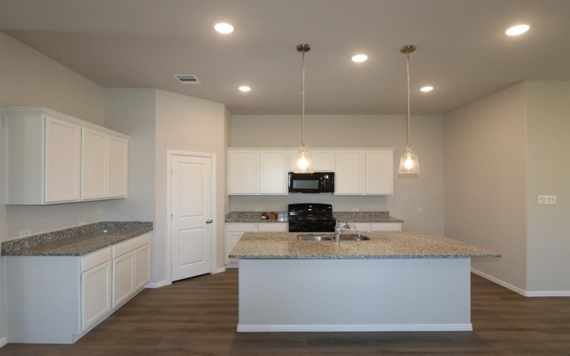 14076 Kempt Drive, Pilot Point, TX 76258, 3 Habitaciones Habitaciones , ,2 BañosBaños,Residential,En Venta,14076 Kempt Drive,20996276