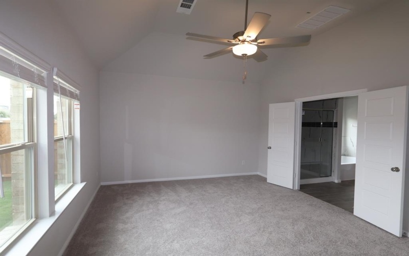 1716 Opaca Drive, Fort Worth, TX 76131, 4 Habitaciones Habitaciones , ,3 BañosBaños,Residential,En Venta,1716 Opaca Drive,20996368