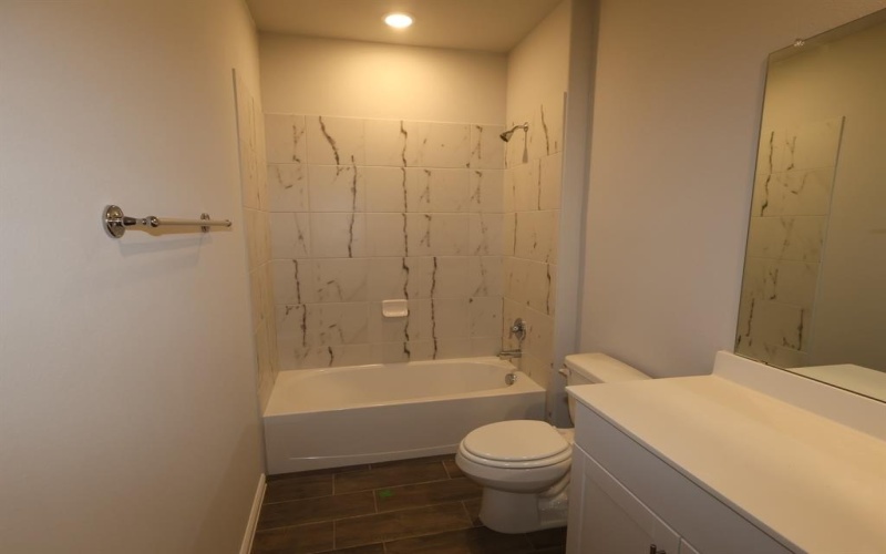 1716 Opaca Drive, Fort Worth, TX 76131, 4 Habitaciones Habitaciones , ,3 BañosBaños,Residential,En Venta,1716 Opaca Drive,20996368