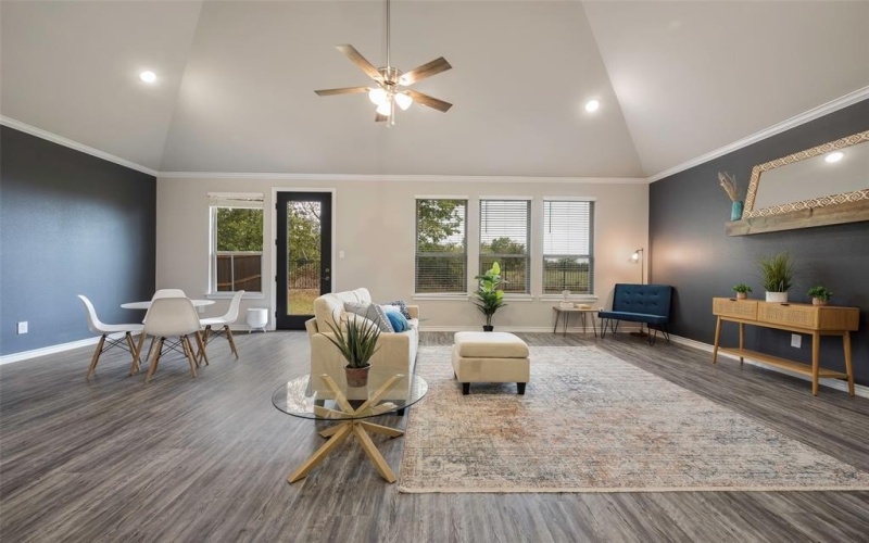 352 Preston Road, Mabank, TX 75147, 4 Habitaciones Habitaciones , ,2 BañosBaños,Residential,En Venta,352 Preston Road,20996453