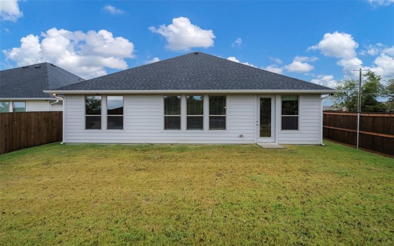 352 Preston Road, Mabank, TX 75147, 4 Habitaciones Habitaciones , ,2 BañosBaños,Residential,En Venta,352 Preston Road,20996453