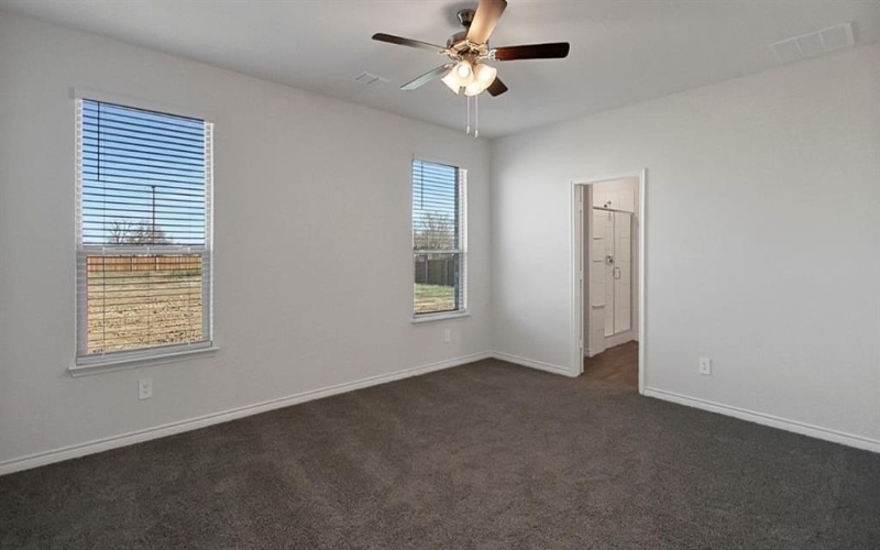 2342 Skyward St, Grand Prairie, TX 75052, 4 Bedrooms Bedrooms, ,3 BathroomsBathrooms,Residential,For Sale,2342 Skyward St,20996683