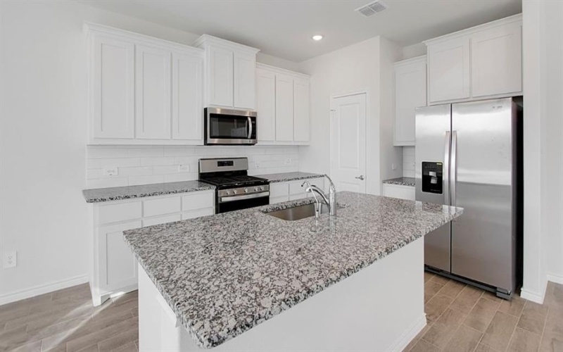 2342 Skyward St, Grand Prairie, TX 75052, 4 Bedrooms Bedrooms, ,3 BathroomsBathrooms,Residential,For Sale,2342 Skyward St,20996683