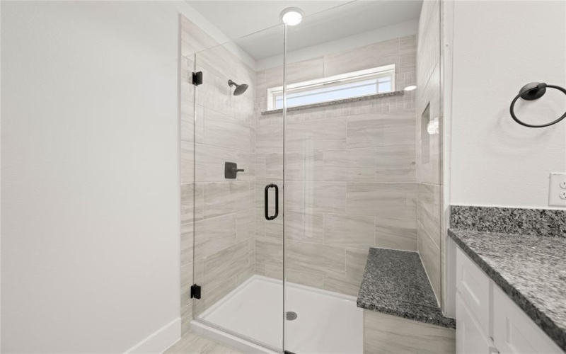 1826 Wittington Place, Farmers Branch, TX 75234, 4 Habitaciones Habitaciones , ,3 BañosBaños,Residential,En Venta,1826 Wittington Place,0,20996716