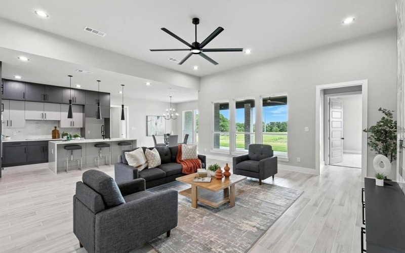 2085 Glenhollow Drive, Weatherford, TX 76088, 5 Habitaciones Habitaciones , ,3 BañosBaños,Residential,En Venta,2085 Glenhollow Drive,20996771