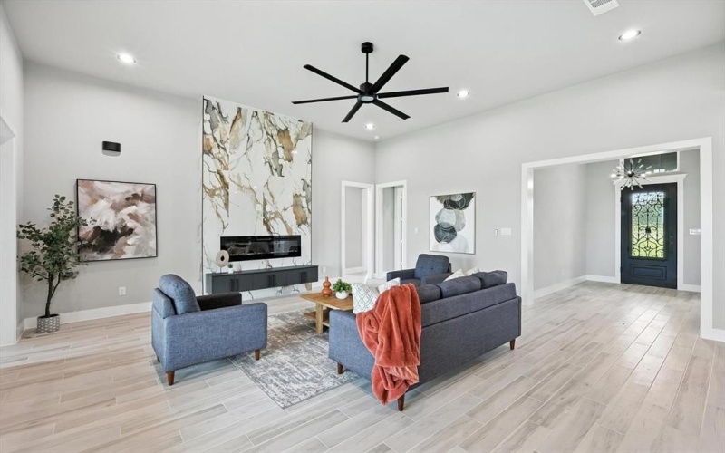 2085 Glenhollow Drive, Weatherford, TX 76088, 5 Habitaciones Habitaciones , ,3 BañosBaños,Residential,En Venta,2085 Glenhollow Drive,20996771