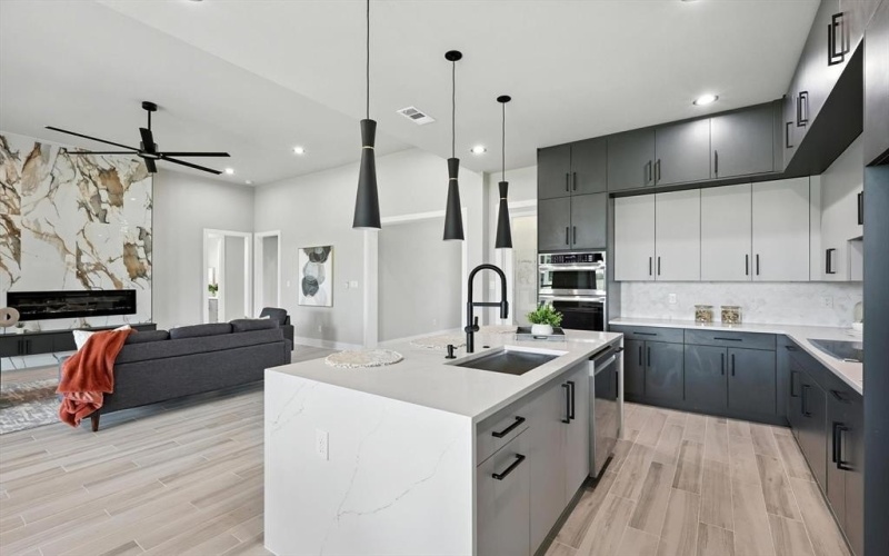2085 Glenhollow Drive, Weatherford, TX 76088, 5 Habitaciones Habitaciones , ,3 BañosBaños,Residential,En Venta,2085 Glenhollow Drive,20996771