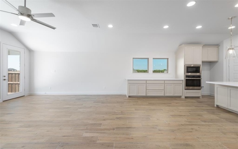 1721 Hillside Stroll Drive, Lavon, TX 75166, 4 Bedrooms Bedrooms, ,3 BathroomsBathrooms,Residential,For Sale,1721 Hillside Stroll Drive,0,20996901