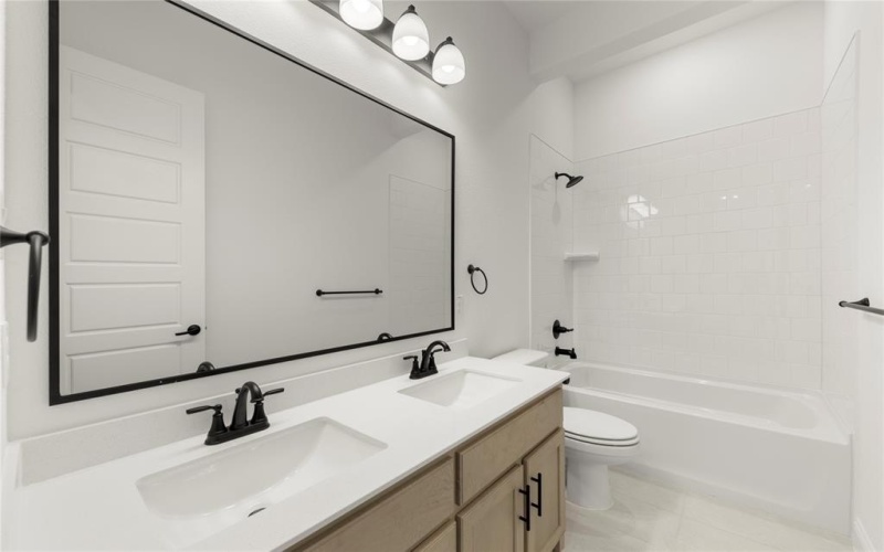 335 Waterview Drive, Gunter, TX 75058, 4 Bedrooms Bedrooms, ,3 BathroomsBathrooms,Residential,For Sale,335 Waterview Drive,0,20996902