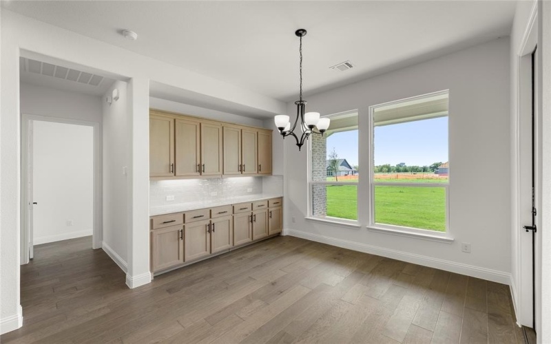 335 Waterview Drive, Gunter, TX 75058, 4 Bedrooms Bedrooms, ,3 BathroomsBathrooms,Residential,For Sale,335 Waterview Drive,0,20996902