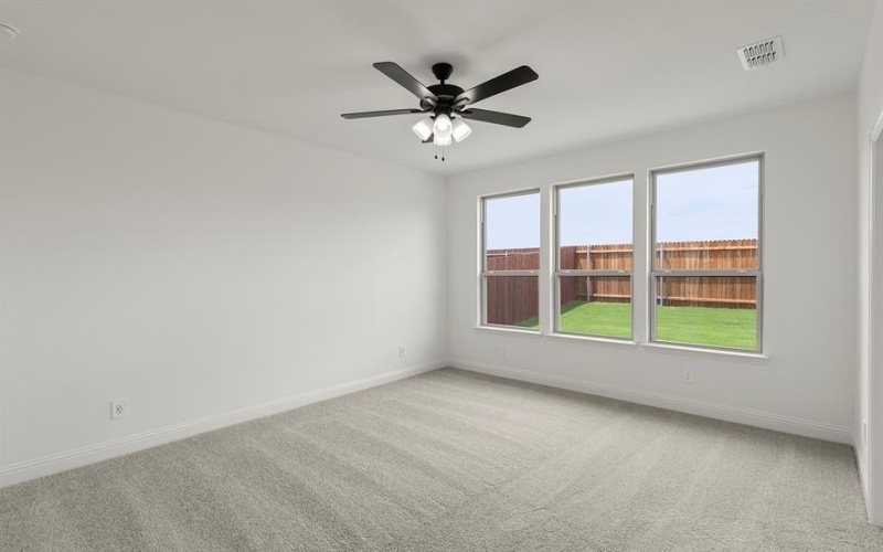 1660 Edgeway Drive, Aubrey, TX 76227, 4 Bedrooms Bedrooms, ,3 BathroomsBathrooms,Residential,For Sale,1660 Edgeway Drive,20996904