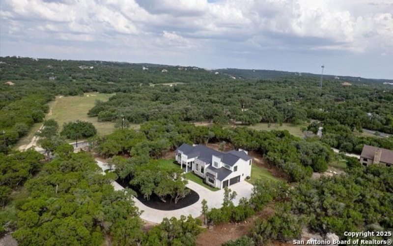 22327 Scenic Loop, San Antonio, TX 78255, 4 Bedrooms Bedrooms, ,6 BathroomsBathrooms,Residential,For Sale,22327 Scenic Loop,0,1883037