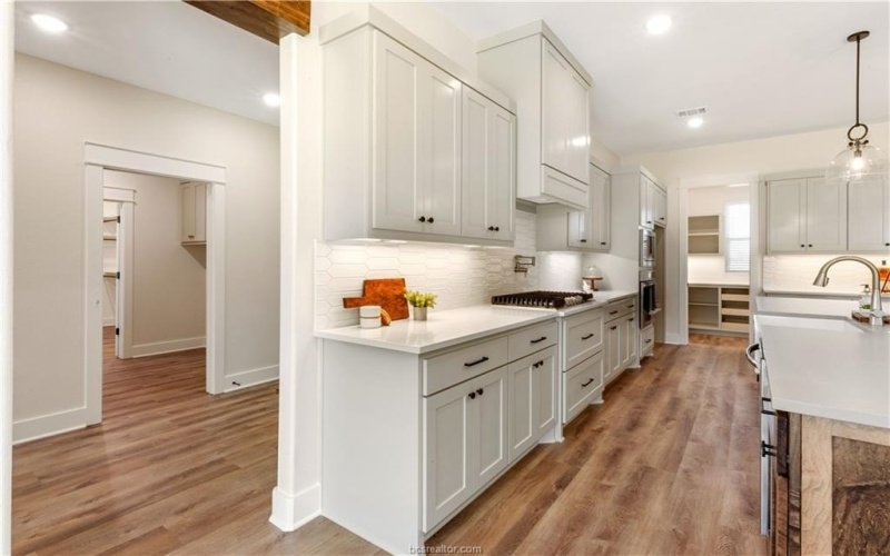 2409 Coronado Estates Drive, Bryan, TX 77808, 4 Habitaciones Habitaciones , ,3 BañosBaños,Residential,En Venta,2409 Coronado Estates Drive,0,25007786