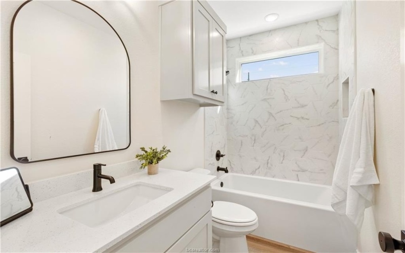 2409 Coronado Estates Drive, Bryan, TX 77808, 4 Habitaciones Habitaciones , ,3 BañosBaños,Residential,En Venta,2409 Coronado Estates Drive,0,25007786