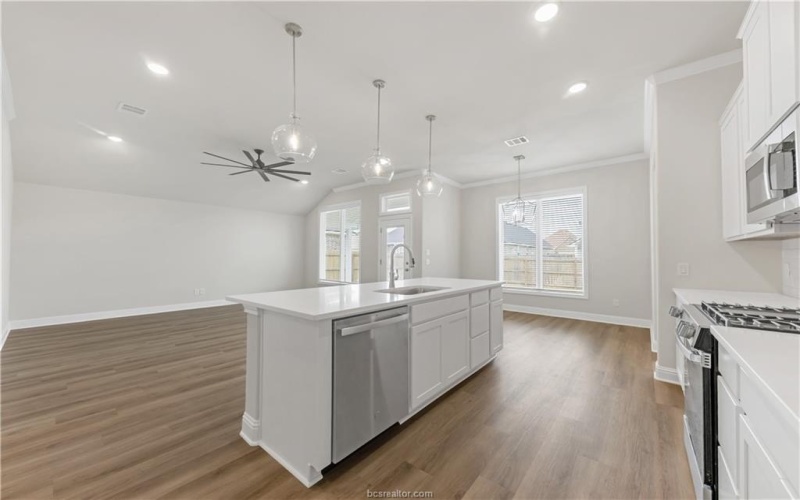 2910 Captain Court, Bryan, TX 77808, 3 Bedrooms Bedrooms, ,2 BathroomsBathrooms,Residential,For Sale,2910 Captain Court,0,25007847