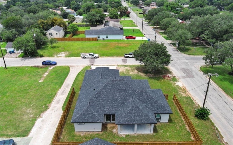 106 N Kathleen Street, Beeville, TX 78102, 3 Habitaciones Habitaciones , ,2 BañosBaños,Residential,En Venta,106 N Kathleen Street,461894