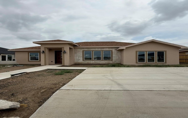 3230 Ethel Dr., Eagle Pass, TX 78852, 3 Bedrooms Bedrooms, ,2 BathroomsBathrooms,Residential,For Sale,3230 Ethel Dr.,81427