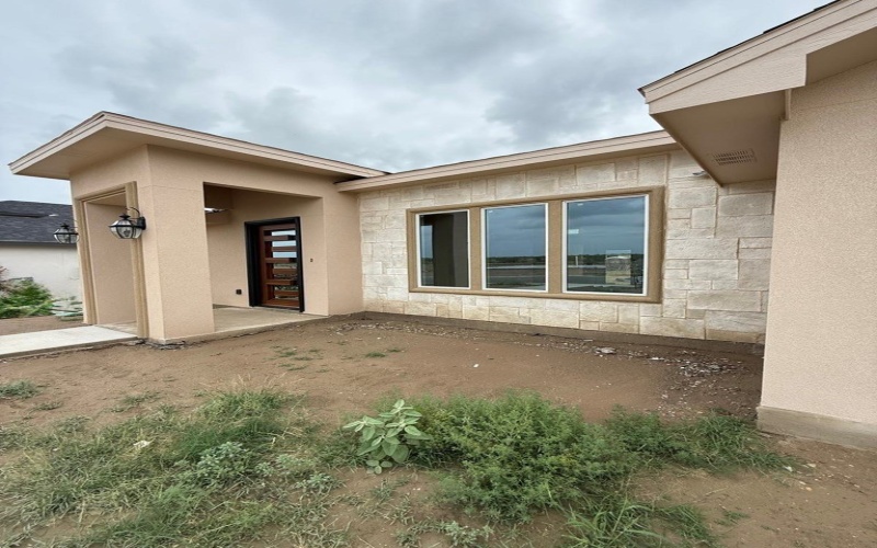 3230 Ethel Dr., Eagle Pass, TX 78852, 3 Bedrooms Bedrooms, ,2 BathroomsBathrooms,Residential,For Sale,3230 Ethel Dr.,81427
