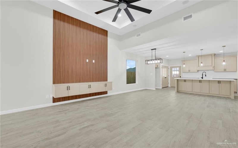 2709 E Comal Road, Edinburg, TX 78542, 3 Bedrooms Bedrooms, ,2 BathroomsBathrooms,Residential,For Sale,2709 E Comal Road,475676
