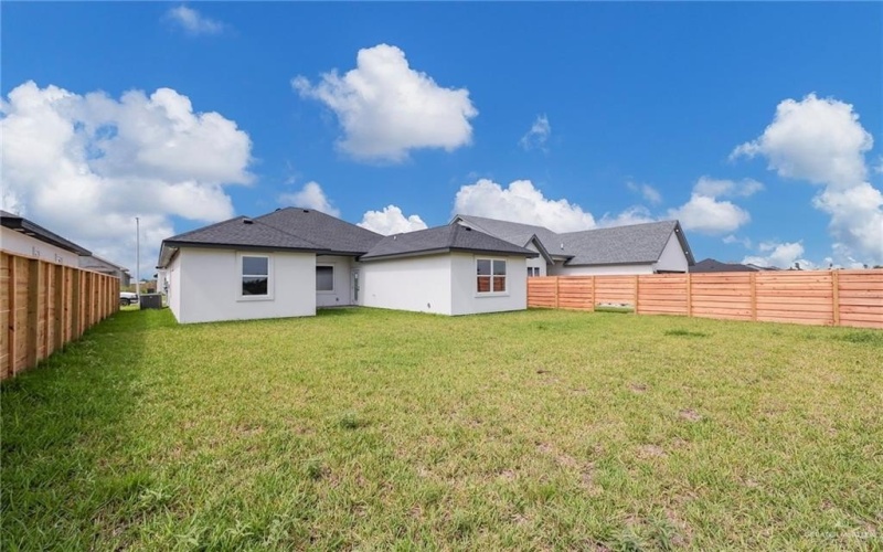 910 Azalea Street, Mission, TX 78574, 3 Bedrooms Bedrooms, ,2 BathroomsBathrooms,Residential,For Sale,910 Azalea Street,475725
