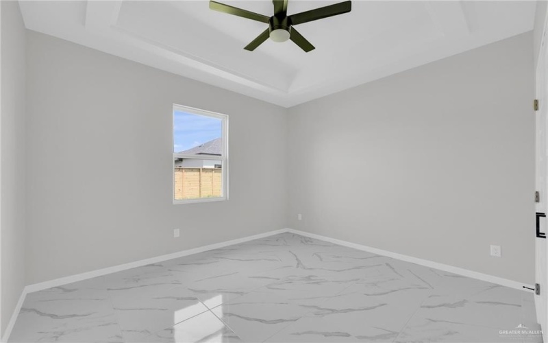 8039 N 48th Lane, McAllen, TX 78504, 3 Habitaciones Habitaciones , ,2 BañosBaños,Residential,En Venta,8039 N 48th Lane,475769