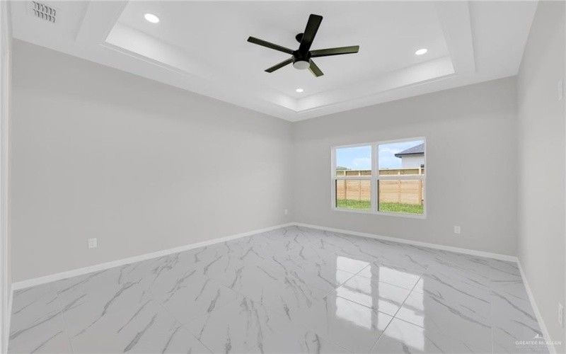 8039 N 48th Lane, McAllen, TX 78504, 3 Habitaciones Habitaciones , ,2 BañosBaños,Residential,En Venta,8039 N 48th Lane,475769