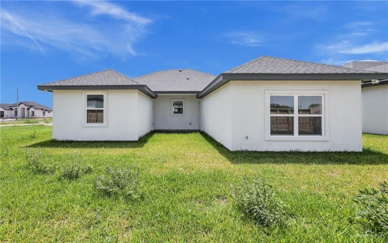 8039 N 48th Lane, McAllen, TX 78504, 3 Habitaciones Habitaciones , ,2 BañosBaños,Residential,En Venta,8039 N 48th Lane,475769
