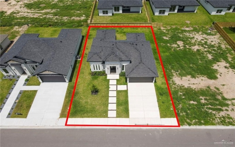 8039 N 48th Lane, McAllen, TX 78504, 3 Habitaciones Habitaciones , ,2 BañosBaños,Residential,En Venta,8039 N 48th Lane,475769