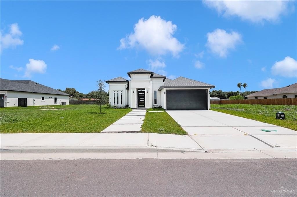 5008 Duke Avenue, McAllen, TX 78504, 3 Bedrooms Bedrooms, ,2 BathroomsBathrooms,Residential,For Sale,5008 Duke Avenue,475781