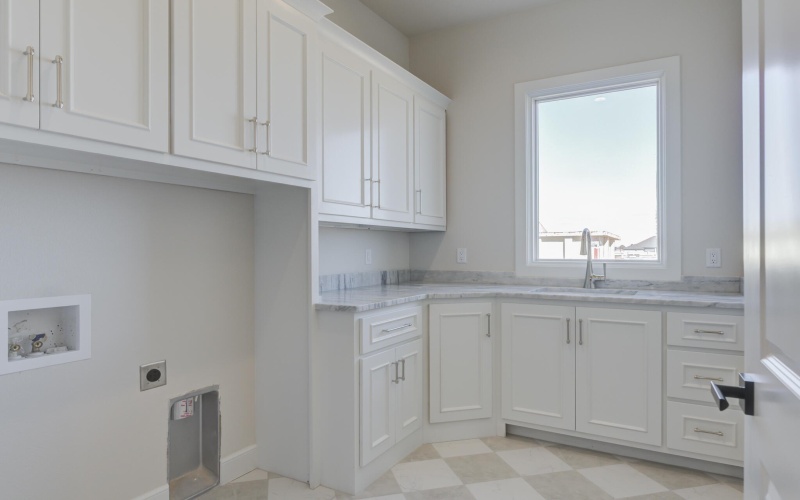 4018 151st Street, Lubbock, TX 79423, 4 Habitaciones Habitaciones , ,5 BañosBaños,Residential,En Venta,4018 151st Street,202557652