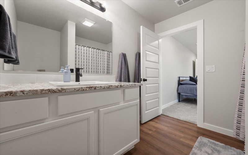 1616 144th Street, Lubbock, TX 79423, 3 Habitaciones Habitaciones , ,2 BañosBaños,Residential,En Venta,1616 144th Street,202557685