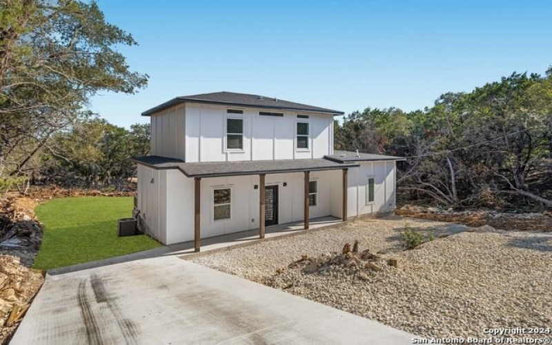 698 Hillclimb, Canyon Lake, TX 78133, 3 Bedrooms Bedrooms, ,2 BathroomsBathrooms,Residential,For Sale,698 Hillclimb,1883236
