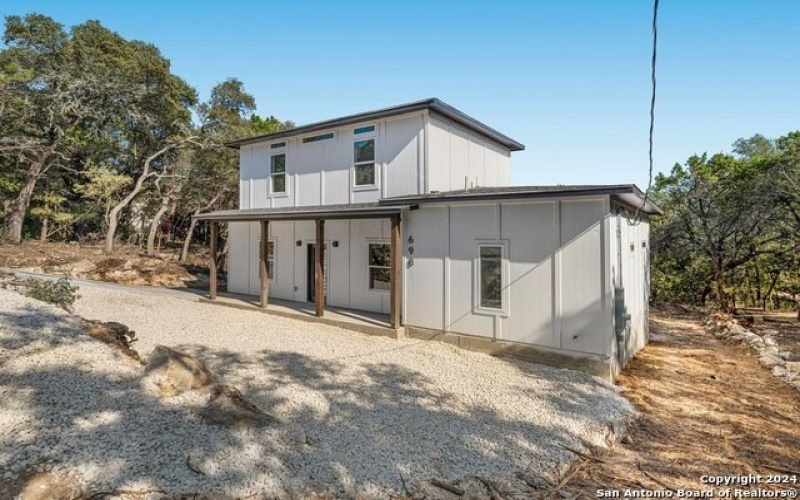 698 Hillclimb, Canyon Lake, TX 78133, 3 Bedrooms Bedrooms, ,2 BathroomsBathrooms,Residential,For Sale,698 Hillclimb,1883236