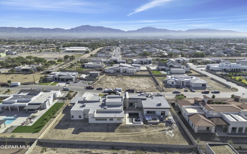 469 Country Oaks Drive, El Paso, TX 79932, 4 Habitaciones Habitaciones , ,5 BañosBaños,Residential,En Venta,469 Country Oaks Drive,895300
