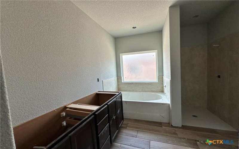 2577 Cedar Glen Drive, Belton, TX 76513, 3 Bedrooms Bedrooms, ,2 BathroomsBathrooms,Residential,For Sale,2577 Cedar Glen Drive,586296