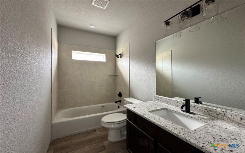 2571 Cedar Glen Drive, Belton, TX 76513, 3 Bedrooms Bedrooms, ,2 BathroomsBathrooms,Residential,For Sale,2571 Cedar Glen Drive,586303