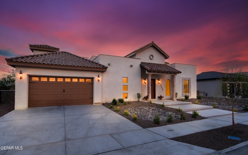 5692 Rio Bonito Circle, El Paso, TX 79932, 4 Bedrooms Bedrooms, ,3 BathroomsBathrooms,Residential,For Sale,5692 Rio Bonito Circle,0,906258