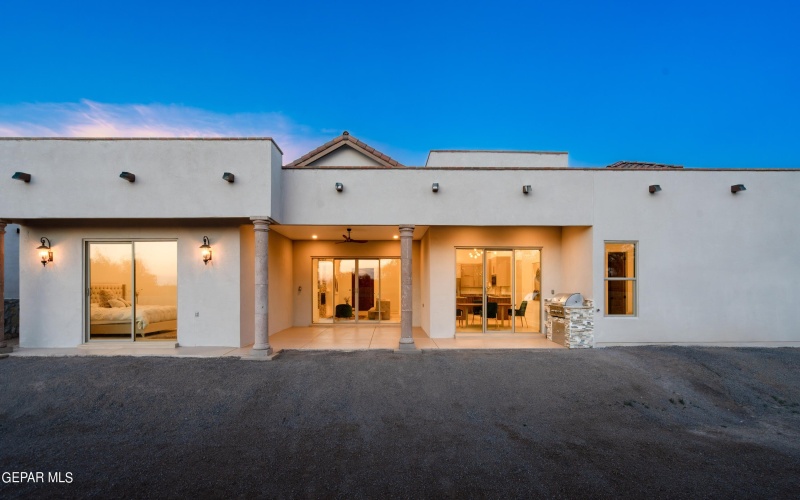 5692 Rio Bonito Circle, El Paso, TX 79932, 4 Bedrooms Bedrooms, ,3 BathroomsBathrooms,Residential,For Sale,5692 Rio Bonito Circle,0,906258