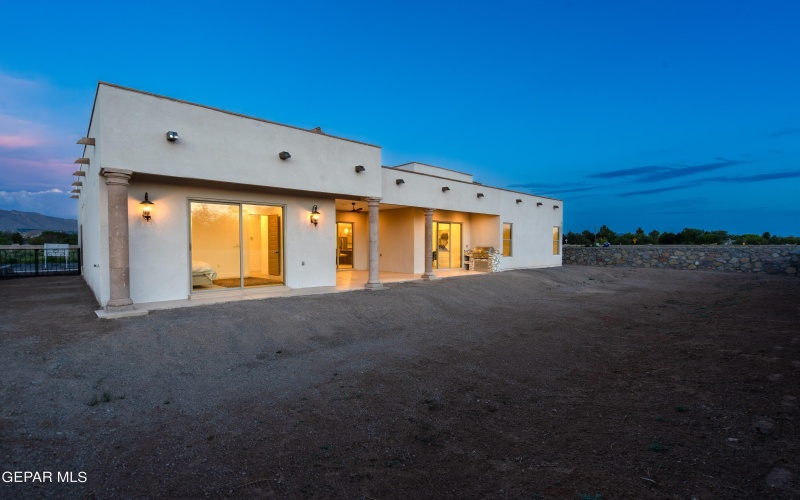 5692 Rio Bonito Circle, El Paso, TX 79932, 4 Bedrooms Bedrooms, ,3 BathroomsBathrooms,Residential,For Sale,5692 Rio Bonito Circle,0,906258