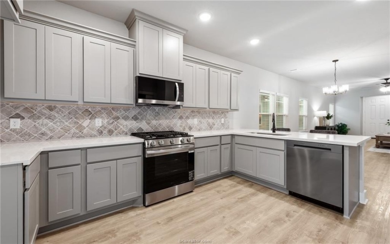 909 Fork Court, College Station, TX 77845, 3 Habitaciones Habitaciones , ,2 BañosBaños,Residential,En Venta,909 Fork Court,0,25007856