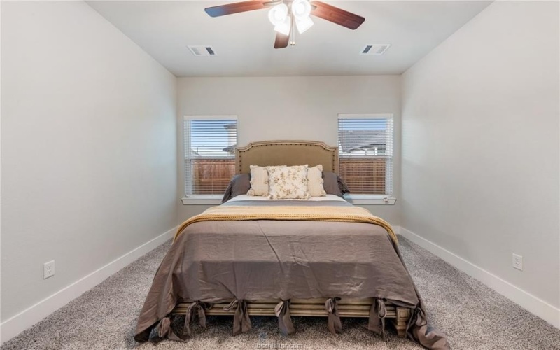 909 Fork Court, College Station, TX 77845, 3 Habitaciones Habitaciones , ,2 BañosBaños,Residential,En Venta,909 Fork Court,0,25007856