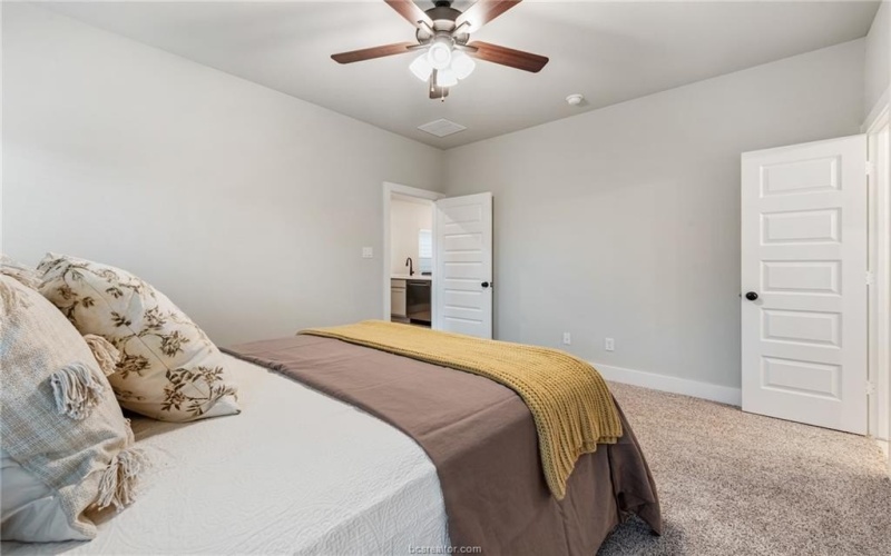 909 Fork Court, College Station, TX 77845, 3 Habitaciones Habitaciones , ,2 BañosBaños,Residential,En Venta,909 Fork Court,0,25007856