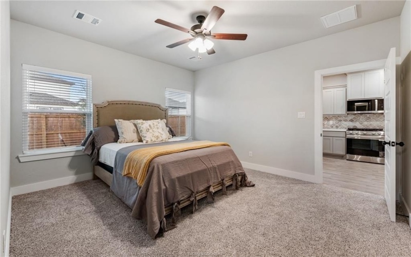 909 Fork Court, College Station, TX 77845, 3 Habitaciones Habitaciones , ,2 BañosBaños,Residential,En Venta,909 Fork Court,0,25007856