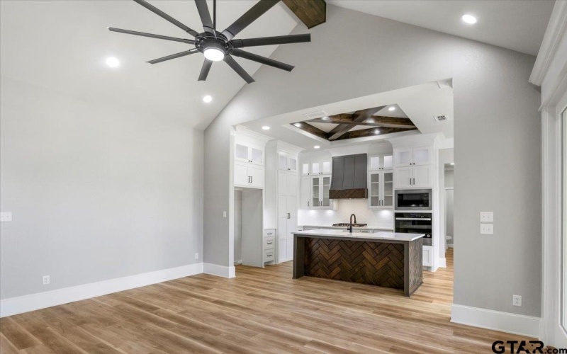 12303 Oak Grove Dr, Tyler, TX 75706, 4 Bedrooms Bedrooms, ,2 BathroomsBathrooms,Residential,For Sale,12303 Oak Grove Dr,25010634