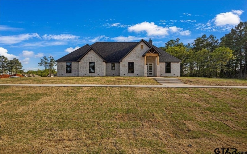 12303 Oak Grove Dr, Tyler, TX 75706, 4 Bedrooms Bedrooms, ,2 BathroomsBathrooms,Residential,For Sale,12303 Oak Grove Dr,25010634