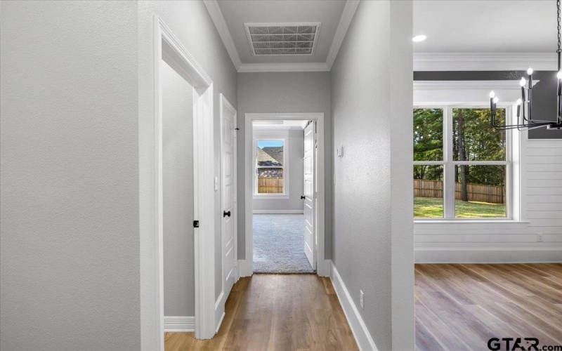 12303 Oak Grove Dr, Tyler, TX 75706, 4 Bedrooms Bedrooms, ,2 BathroomsBathrooms,Residential,For Sale,12303 Oak Grove Dr,25010634