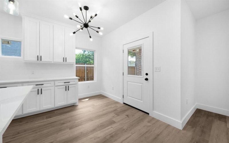 1722 Marfa Avenue, Dallas, TX 75216, 3 Habitaciones Habitaciones , ,2 BañosBaños,Residential,En Venta,1722 Marfa Avenue,20950815