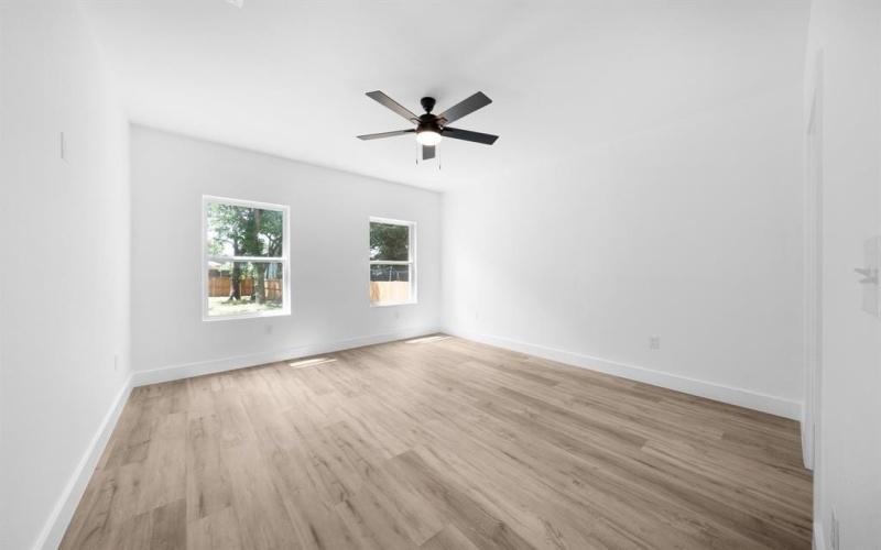 1722 Marfa Avenue, Dallas, TX 75216, 3 Habitaciones Habitaciones , ,2 BañosBaños,Residential,En Venta,1722 Marfa Avenue,20950815
