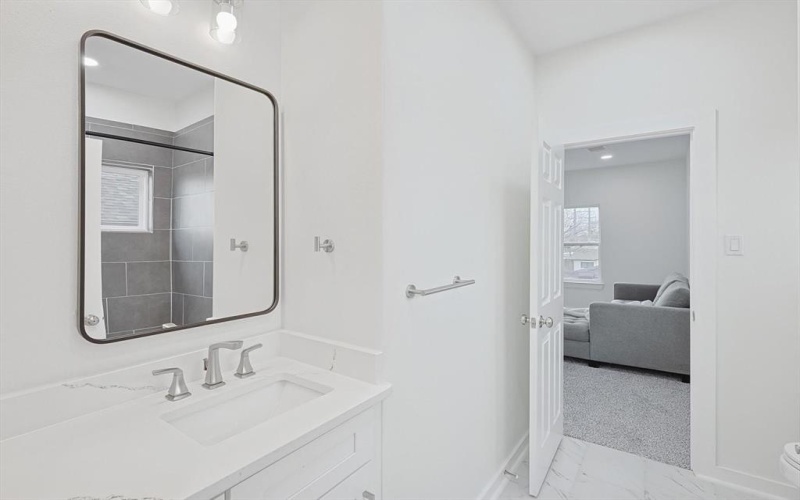 315 Lois Street, Roanoke, TX 76262, 4 Habitaciones Habitaciones , ,3 BañosBaños,Residential,En Venta,315 Lois Street,20964716